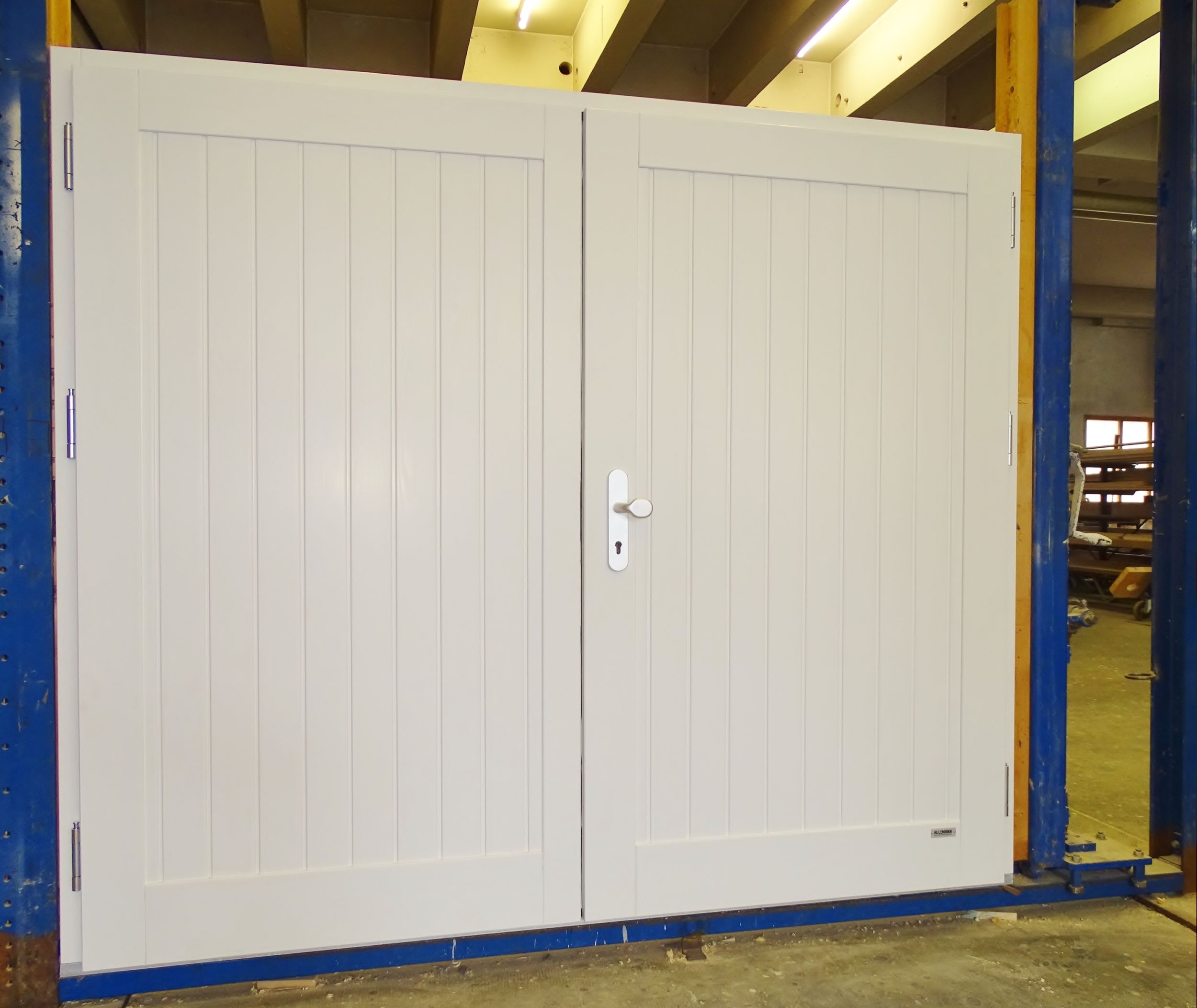 Garagentore - Flügeltore - ALLEMANN® GmbH Holz- u. Metallprodukte